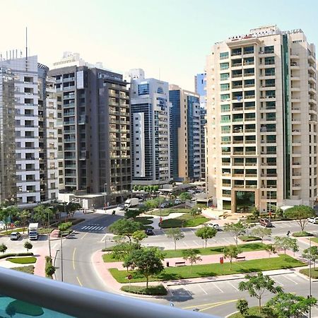 Care Holiday Homes Apartments Barsha Heights Dubai Exterior photo