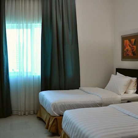 Care Holiday Homes Apartments Barsha Heights Dubai Exterior photo