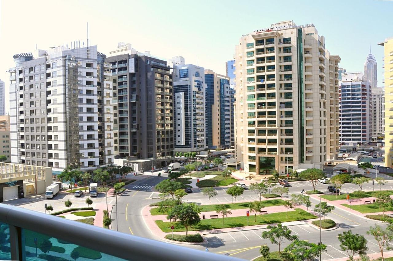 Care Holiday Homes Apartments Barsha Heights Dubai Exterior photo