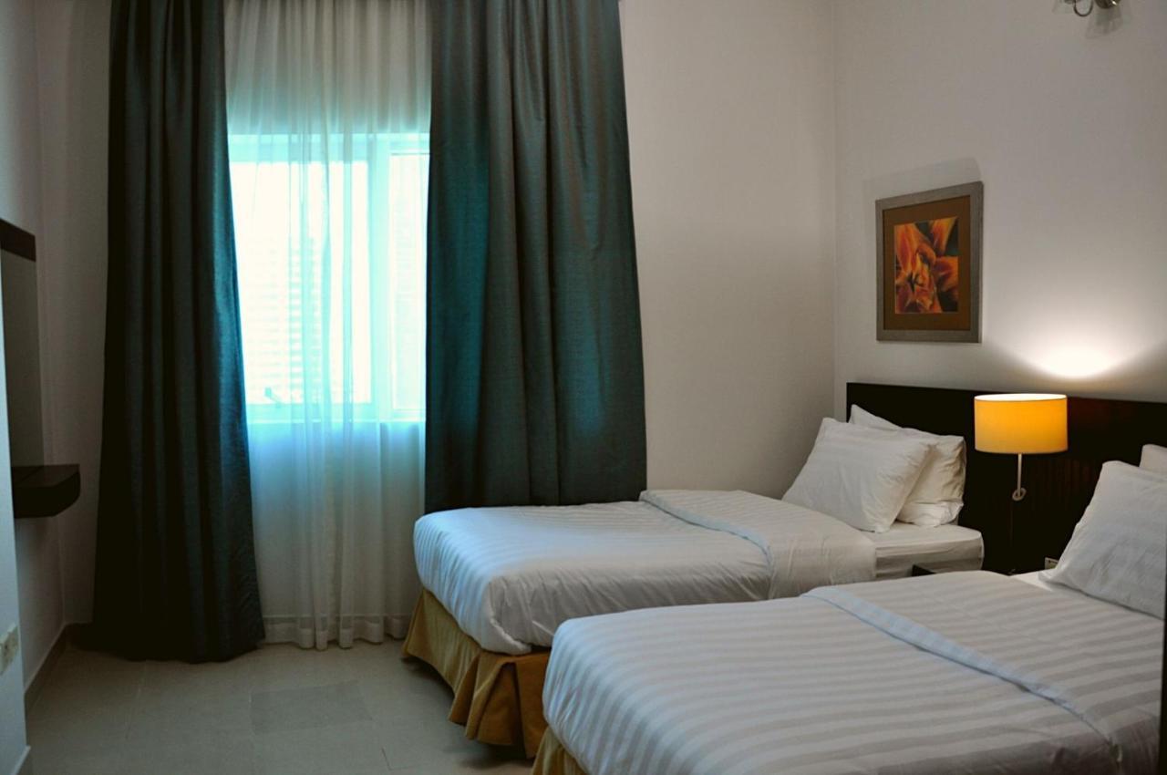 Care Holiday Homes Apartments Barsha Heights Dubai Exterior photo